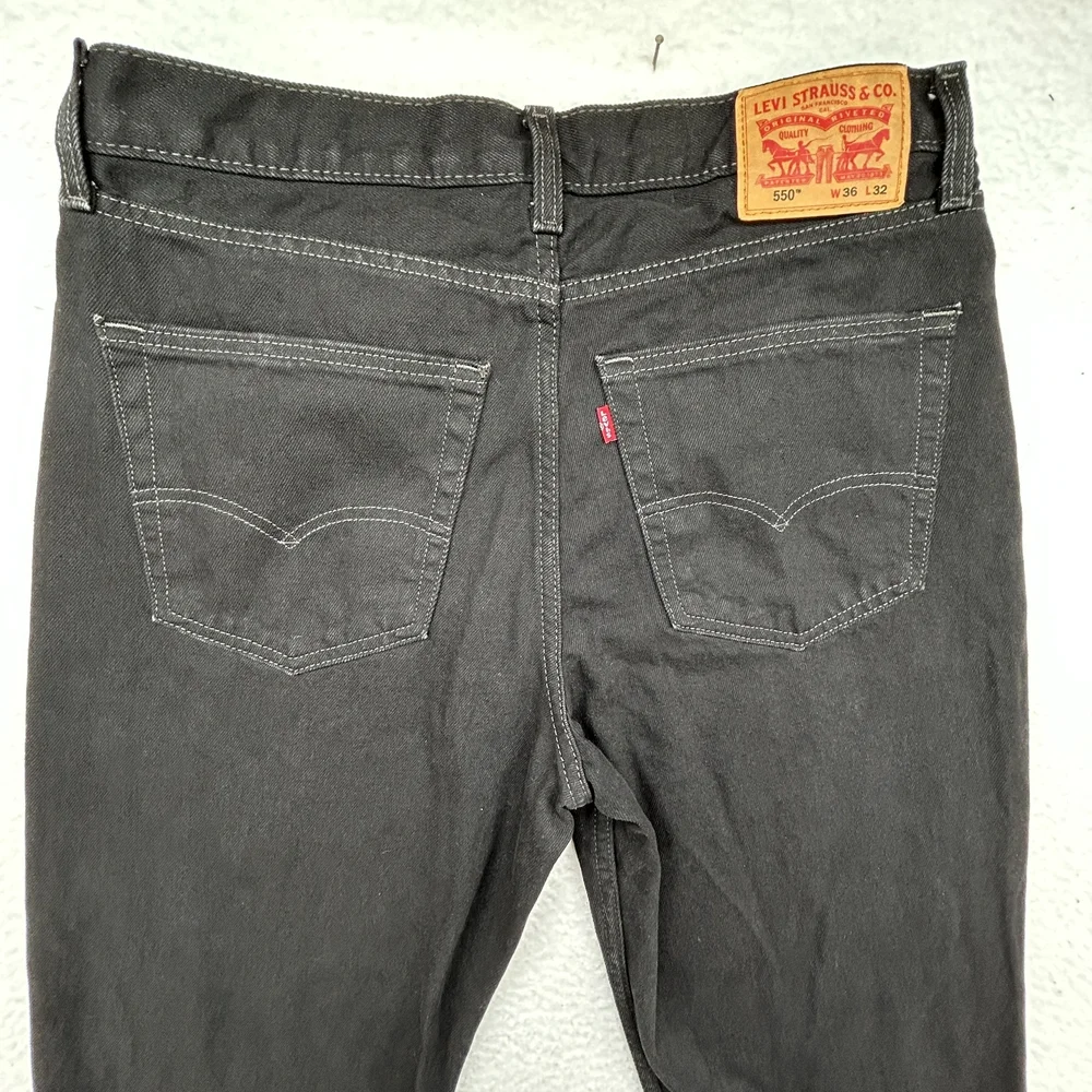 Levi's 550 Jeans Mens 36x32 Relaxed Fit Black Denim Tapered Leg Waterless USA
